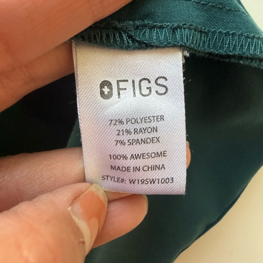 Figs Technical Collection Teal Green Button Up Sc… - image 9